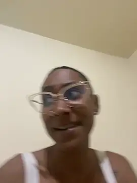 Nina vegas online show from 04.19.26