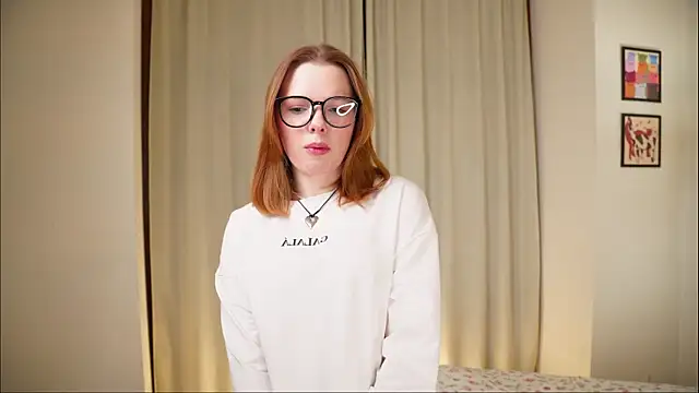 Snapshot of Sunann chatting on 03.16.26 Sunann online show from 03.16.26