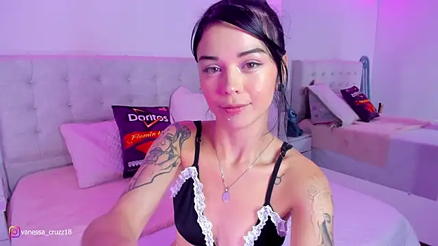 Vanessa cruz 18 online show from 04.14.26