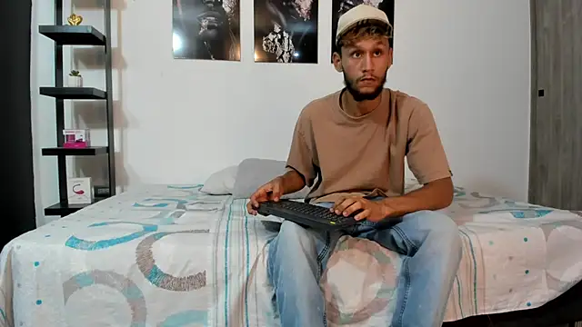 TedyX99 online show from 04.02.26