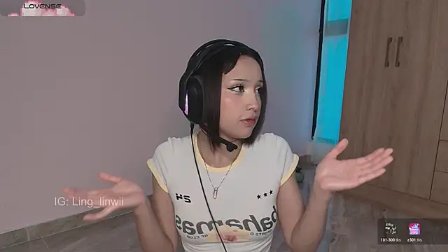 Snapshot of ling_meow chatting on 07.07.26 ling meow online show from 07.07.26