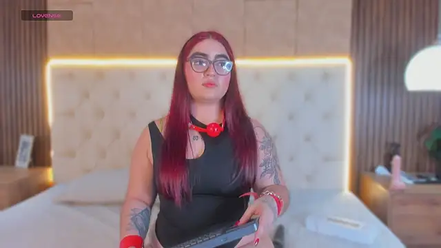 apriilfox online show from 04.11.26