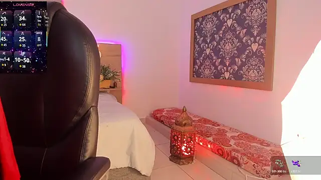 Snapshot of _Azahaaraa_ chatting on 05.29.26 Azahaaraa online show from 05.29.26