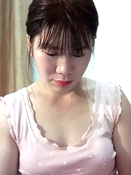 Bondgirl 9 online show from 04.13.26