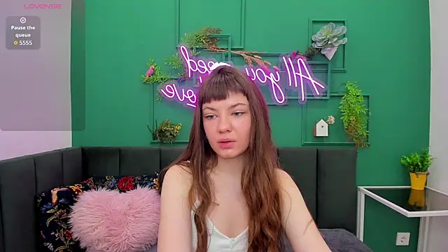 Snapshot of AgnesBeautiful chatting on 04.01.26 AgnesBeautiful online show from 04.01.26