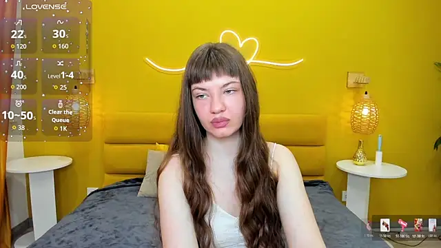 Snapshot of AgnesBeautiful chatting on 04.04.26 AgnesBeautiful online show from 04.04.26