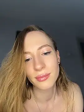 Little Candy 18 online show from 04.10.26