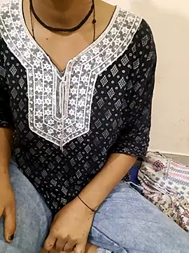 Snapshot of Your_Haseena7 chatting on 03.08.26 Your Haseena7 online show from 03.08.26