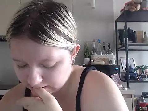 Snapshot of LenaSecret19 chatting on 06.30.26 LenaSecret19 online show from 06.30.26
