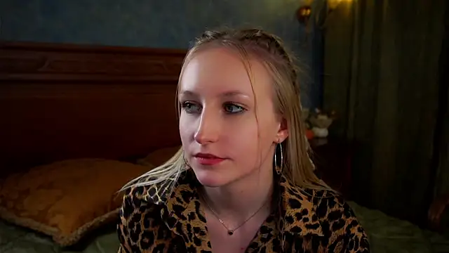 CatarinaGulla online show from 03.25.26