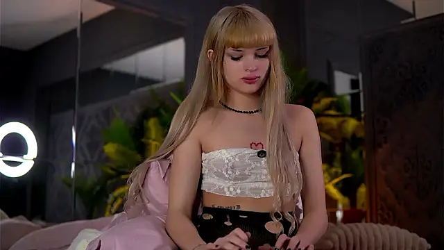 BrattyScarlet online show from 03.22.26