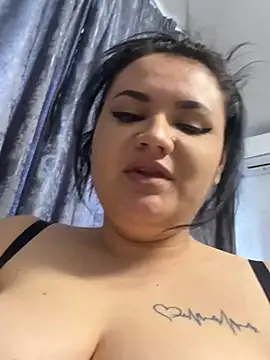 julietalovee online show from 03.17.26