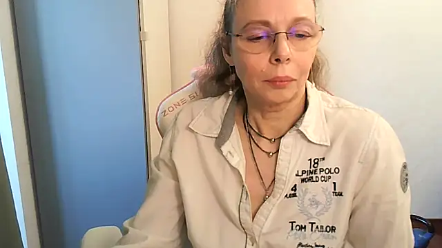 Helly nana online show from 03.28.26