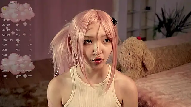 Linhmew online show from 07.16.26