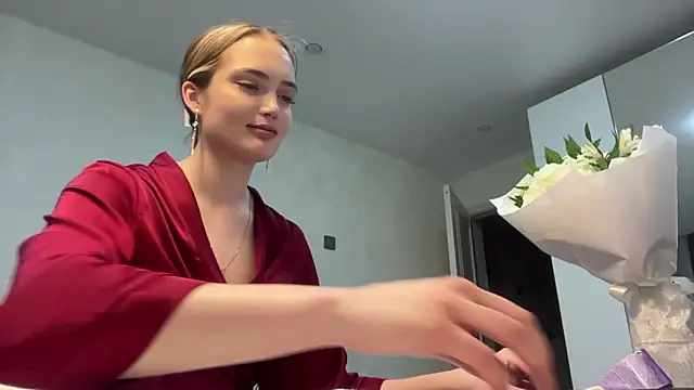 Angela Rosssee online show from 03.08.26