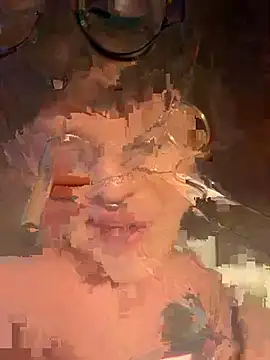 Snapshot of Xlilli69X chatting on 05.14.26 Xlilli69X online show from 05.14.26