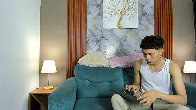 SKYN MAN online show from 04.02.26