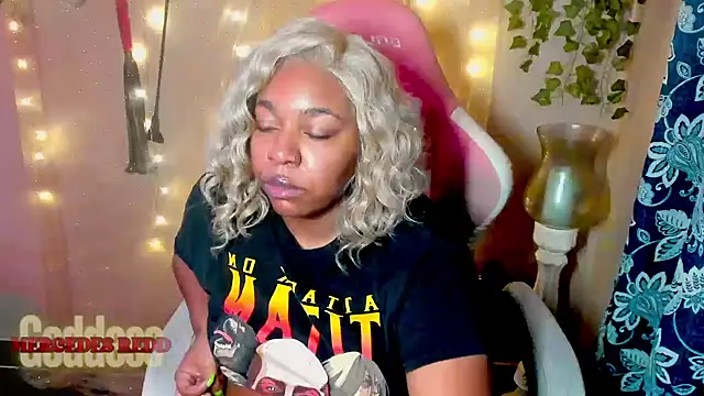 Goddess MercedesRedd online show from 06.13.26