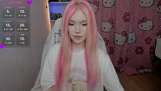 Snapshot of Nikkimiltonss chatting on 07.13.26 Nikkimiltonss online show from 07.13.26