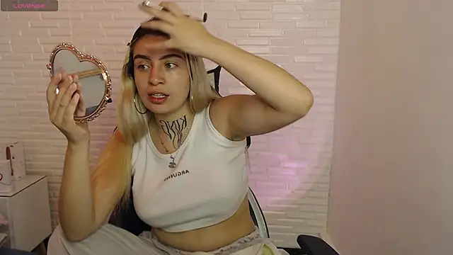 Tamaraa velez online show from 03.13.26