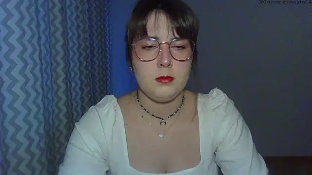 Snapshot of ClaraHard chatting on 05.13.26 ClaraHard online show from 05.13.26