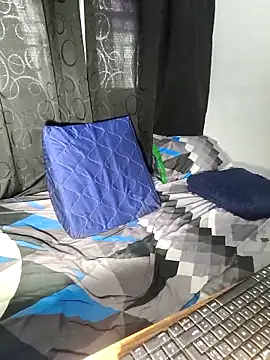 gomitaboy1 online show from 04.13.26