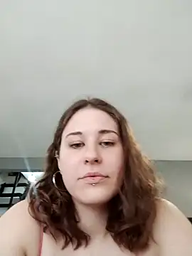 Snapshot of beluve_l chatting on 03.30.26 beluve l online show from 03.30.26