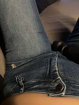 aleexii s online show from 04.15.26