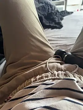 aleexii s online show from 04.21.26