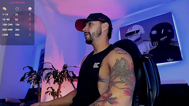 Snapshot of NikoHank_ chatting on 07.23.26 NikoHank online show from 07.23.26