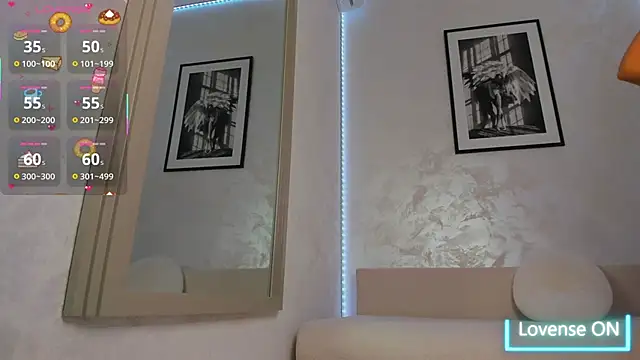 ZeynepX online show from 04.21.26