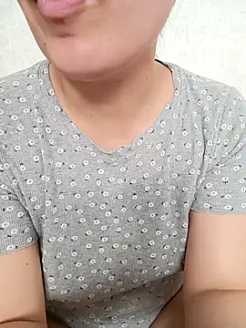 Emi hot1 online show from 03.16.26