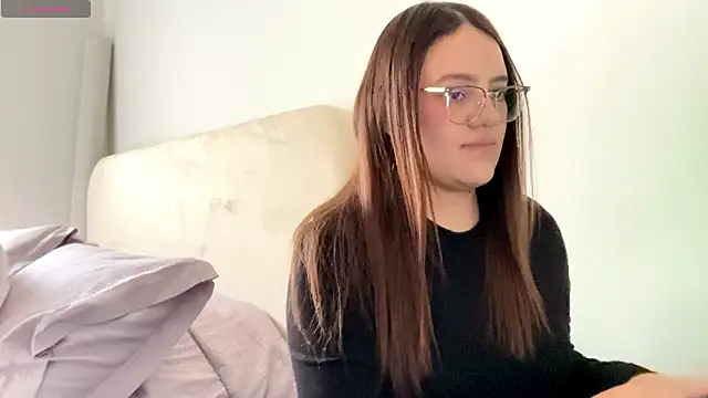 Snapshot of Sarahhh_0 chatting on 03.04.26 Sarahhh 0 online show from 03.04.26