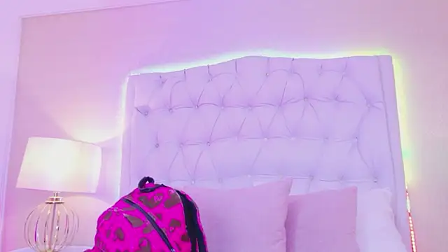 MeganRoseh online show from 03.18.26