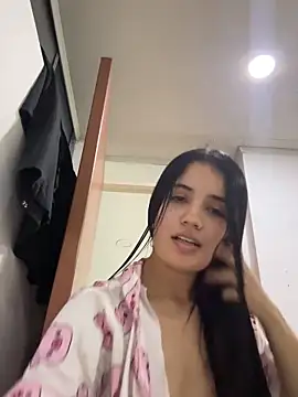 Lucy engel online show from 03.10.26