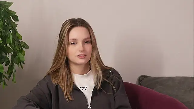 Snapshot of SeeTeno chatting on 03.05.26 SeeTeno online show from 03.05.26