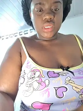 YourLiaa  online show from 04.19.26