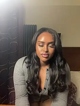 Snapshot of Realriyaaa chatting on 03.22.26 Realriyaaa online show from 03.22.26