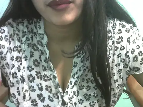 Lovely-Pandey online show from 04.08.26