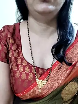 Snapshot of Yazhini-Cam chatting on 06.15.26 Yazhini-Cam online show from 06.15.26