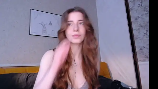 Lola dinky online show from 04.15.26