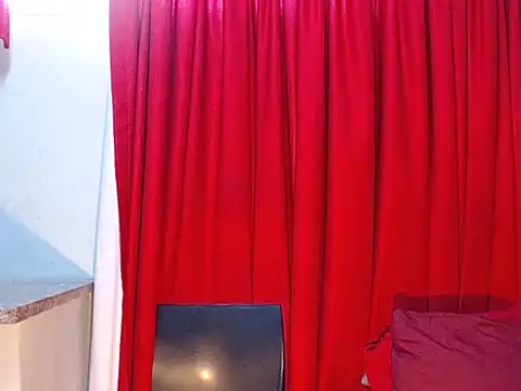 DarkDivva18 online show from 06.05.26