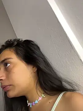 Snapshot of leilani_X chatting on 06.20.26 leilani X online show from 06.20.26