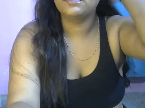 Snapshot of QUEEN-OF-QUEEN chatting on 07.19.26 QUEEN-OF-QUEEN online show from 07.19.26