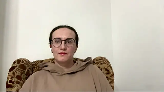 SofiaTease online show from 03.17.26