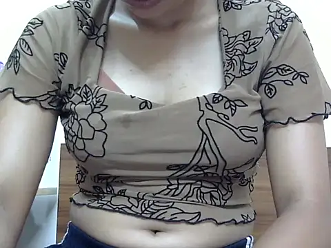 Snapshot of kAVYA_05 chatting on 07.26.26 kAVYA 05 online show from 07.26.26