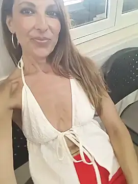 Snapshot of ChiaraFerraro chatting on 06.19.26 ChiaraFerraro online show from 06.19.26