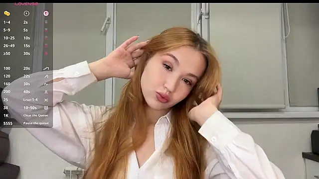 Snapshot of Anne_Blossomm chatting on 07.28.26 Anne Blossomm online show from 07.28.26