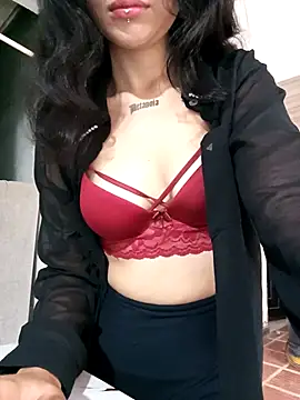 Petite Artemis online show from 03.13.26