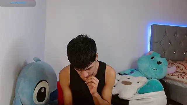 Sebas fire4 online show from 04.08.26